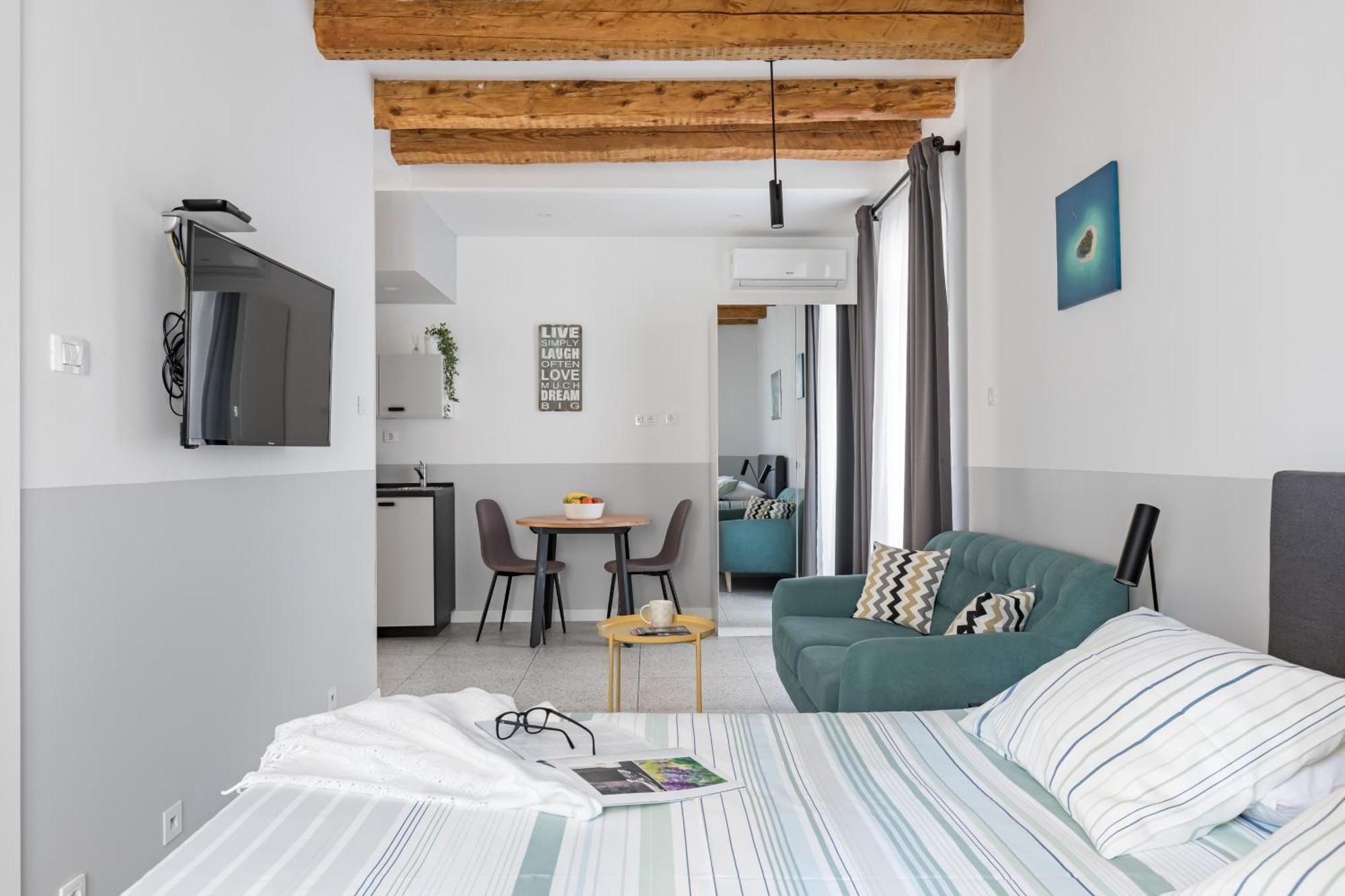 Luxury Studio Adriatic 1 สปลิท ภายนอก รูปภาพ