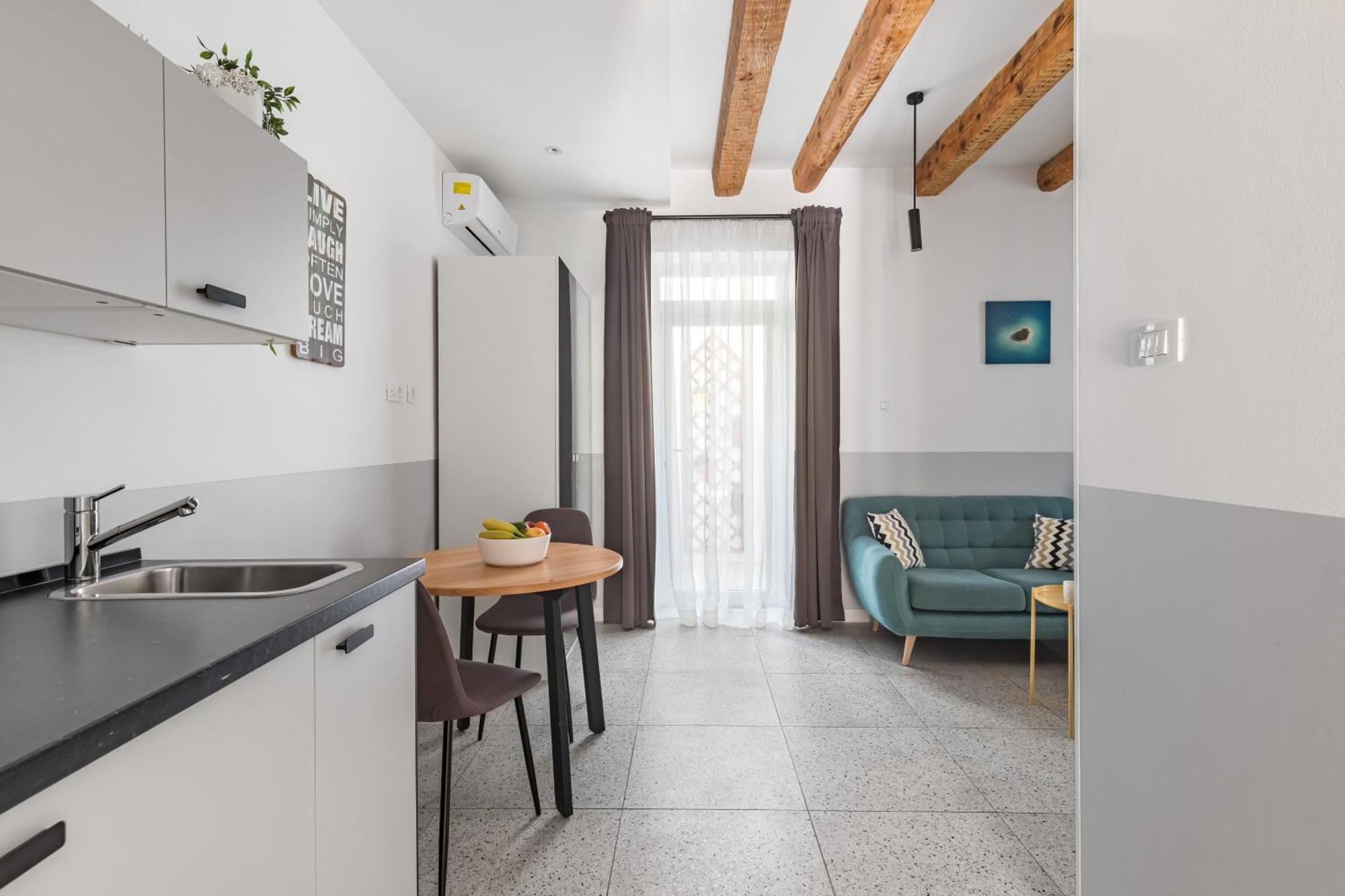 Luxury Studio Adriatic 1 สปลิท ภายนอก รูปภาพ